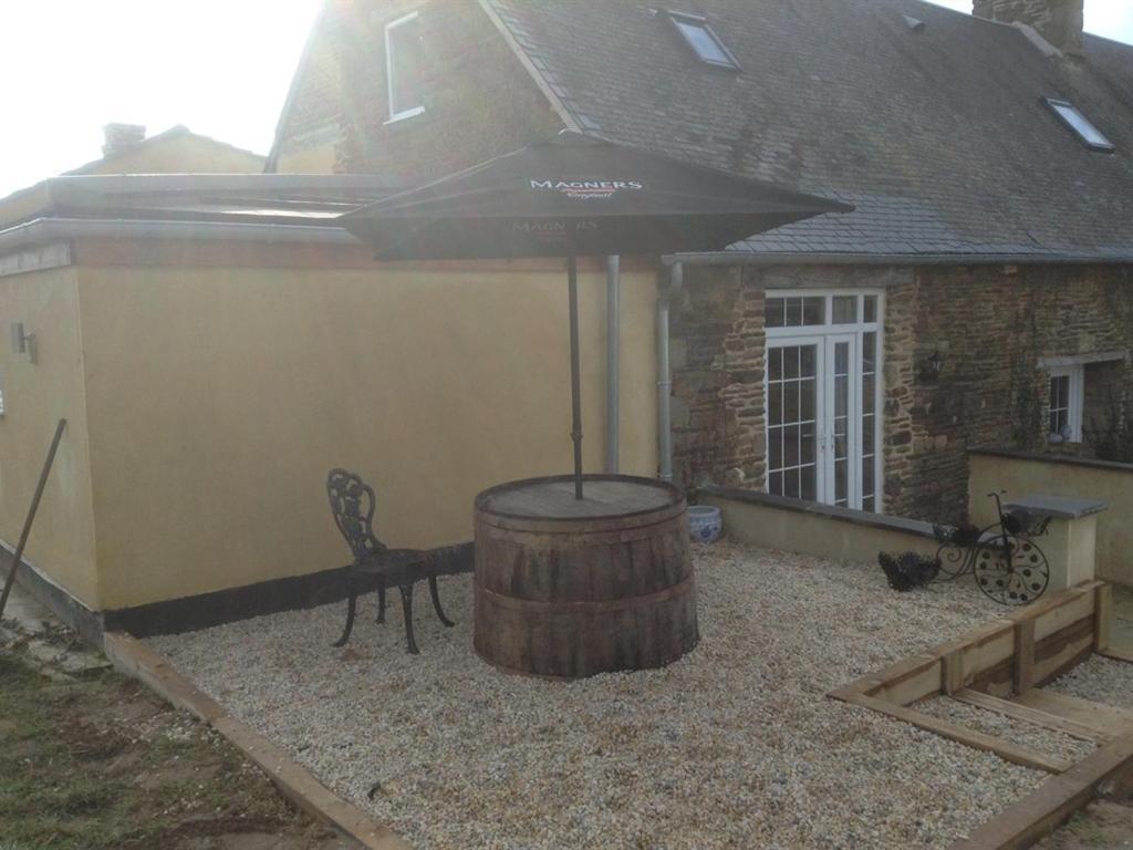 Le Bois Gautier Villa Savigny-le-Vieux ภายนอก รูปภาพ